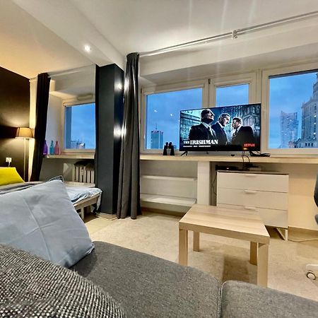 Sawa Apartment 2Xmetro Wifi 500 Mbs 50'Tv Netflix Hbo Appletv+ Варшава Экстерьер фото