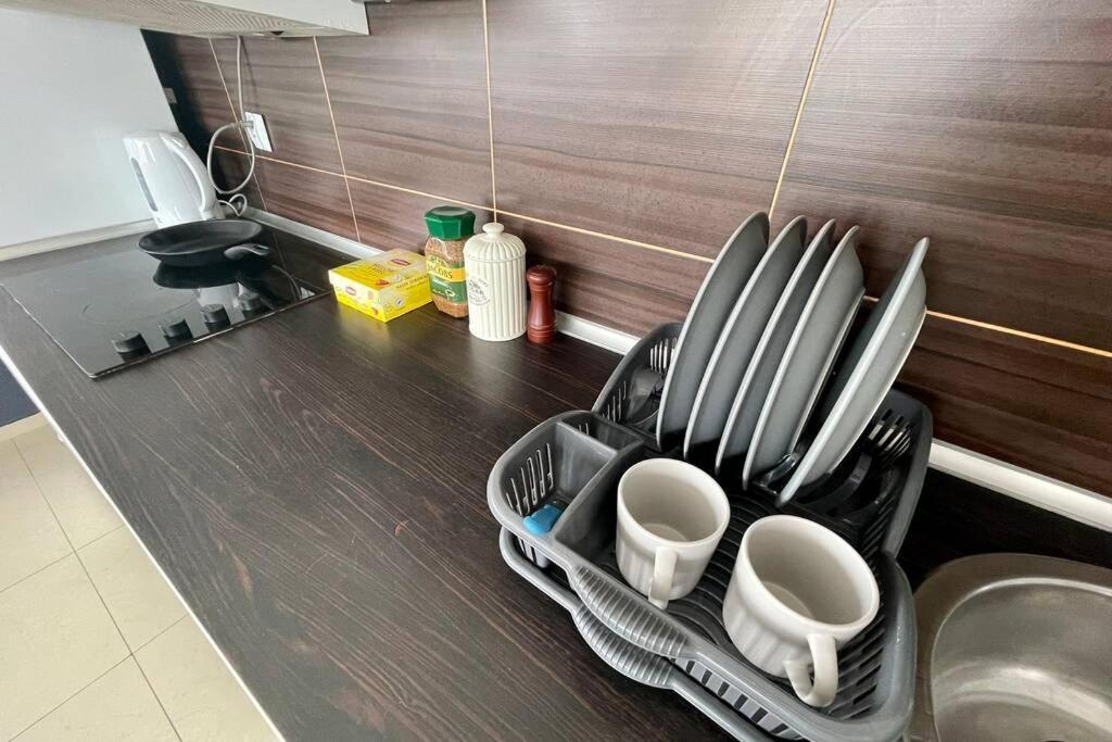 Sawa Apartment 2Xmetro Wifi 500 Mbs 50'Tv Netflix Hbo Appletv+ Варшава Экстерьер фото