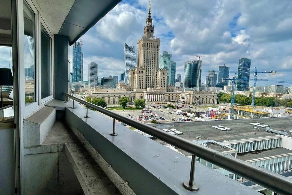 Sawa Apartment 2Xmetro Wifi 500 Mbs 50'Tv Netflix Hbo Appletv+ Варшава Экстерьер фото