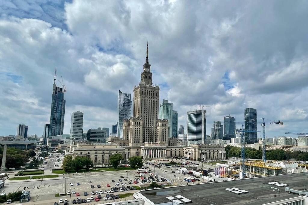 Sawa Apartment 2Xmetro Wifi 500 Mbs 50'Tv Netflix Hbo Appletv+ Варшава Экстерьер фото