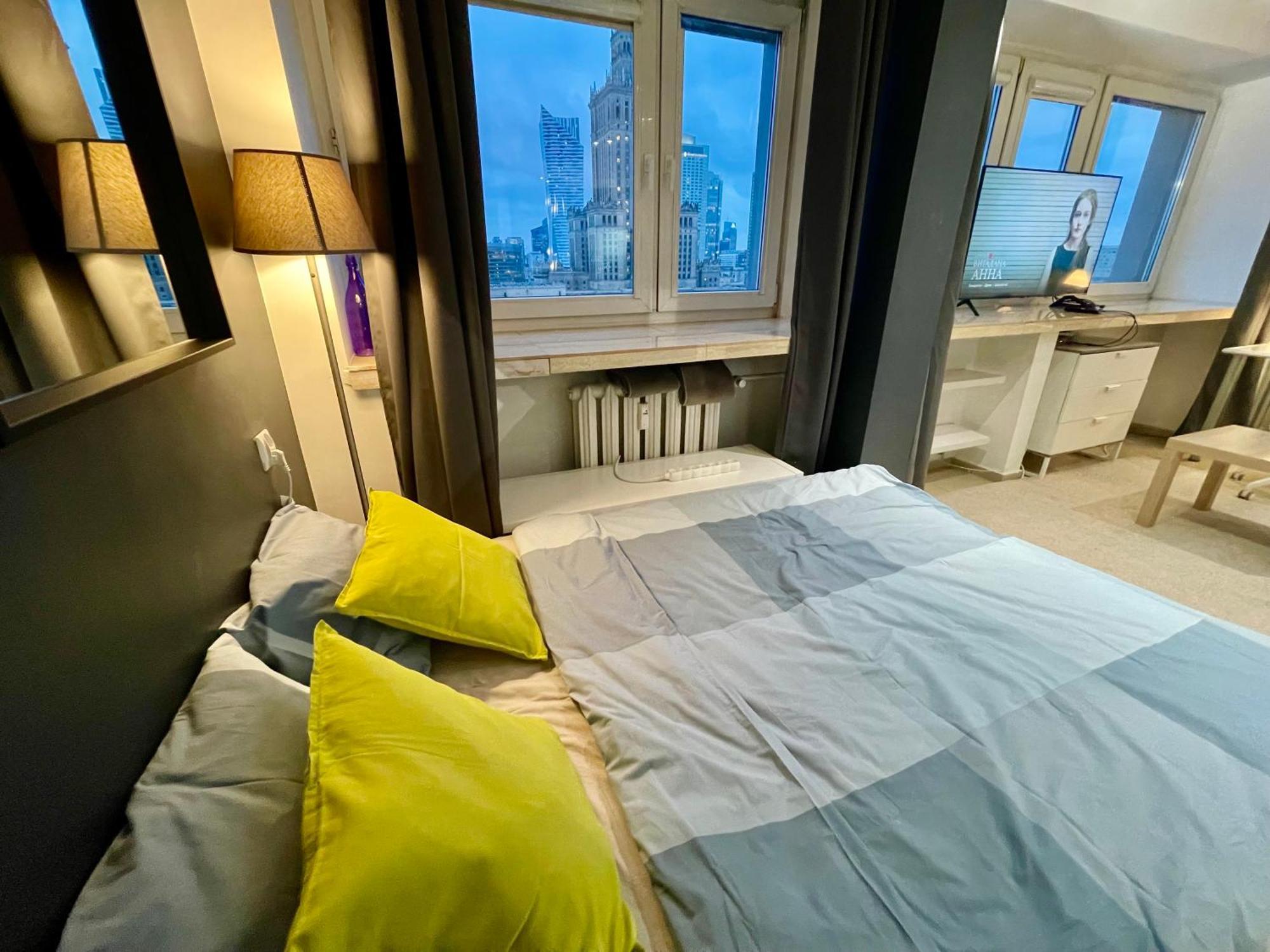 Sawa Apartment 2Xmetro Wifi 500 Mbs 50'Tv Netflix Hbo Appletv+ Варшава Экстерьер фото