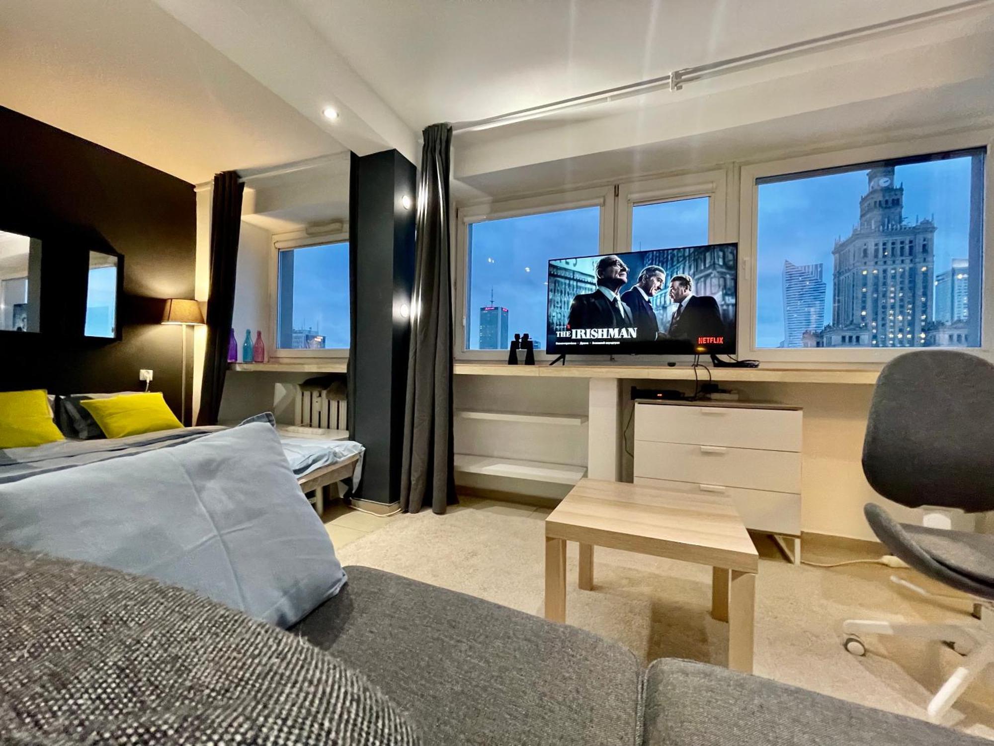 Sawa Apartment 2Xmetro Wifi 500 Mbs 50'Tv Netflix Hbo Appletv+ Варшава Экстерьер фото