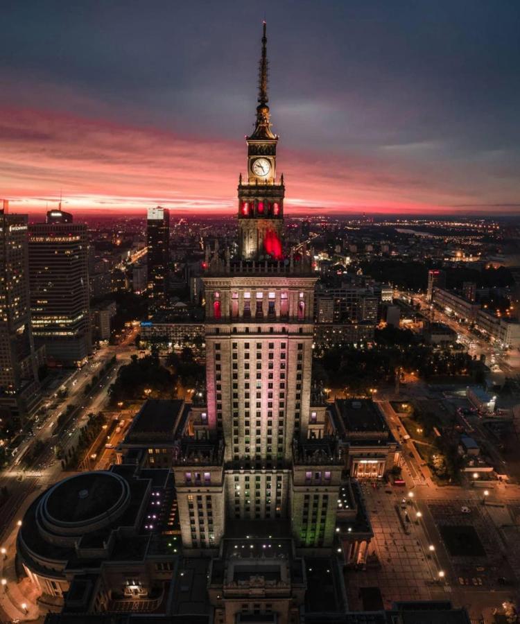 Sawa Apartment 2Xmetro Wifi 500 Mbs 50'Tv Netflix Hbo Appletv+ Варшава Экстерьер фото