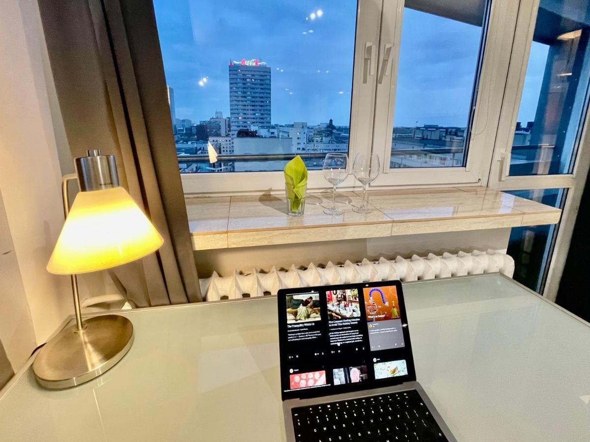 Sawa Apartment 2Xmetro Wifi 500 Mbs 50'Tv Netflix Hbo Appletv+ Варшава Экстерьер фото